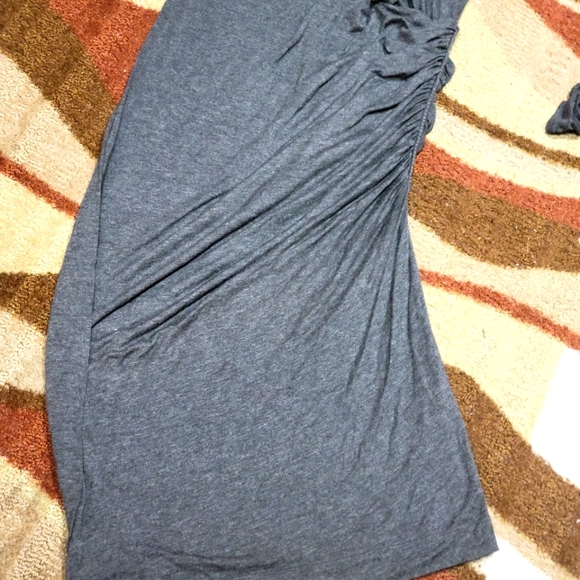 StudioM grey a line Dress with sleeve and side waist embroidery. - Picture 4 of 5